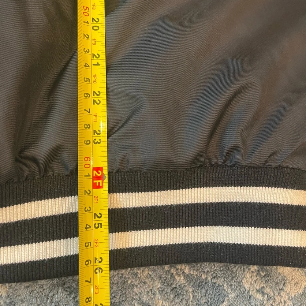 Aritzia TNA Womens Medium Bomber Stadium Jacket Black Satin Varsity Y2K - Picture 10 of 10